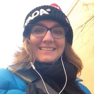 Meet your Posher, Hilary